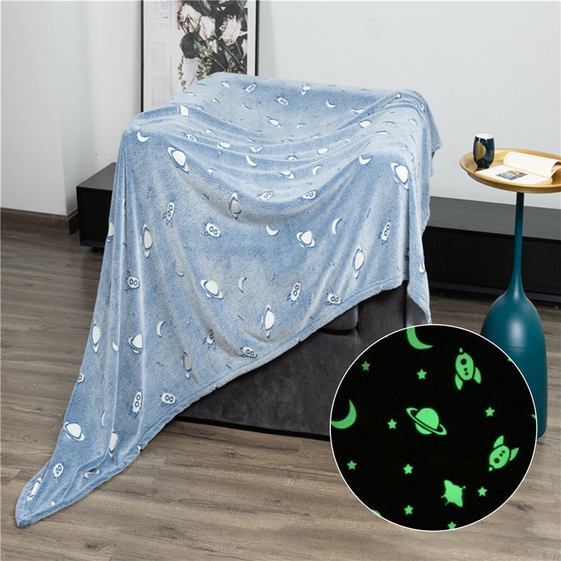 Glowing and snugly blanket for kids