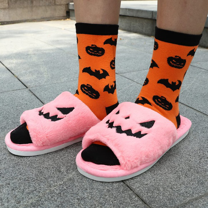 Halloween Pumpkin-Shaped Slippers